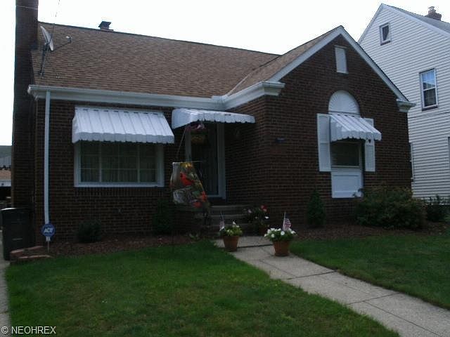 1st image of 3135 W 142nd St