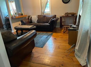 87 Depot Rd, Hatfield, MA 01038