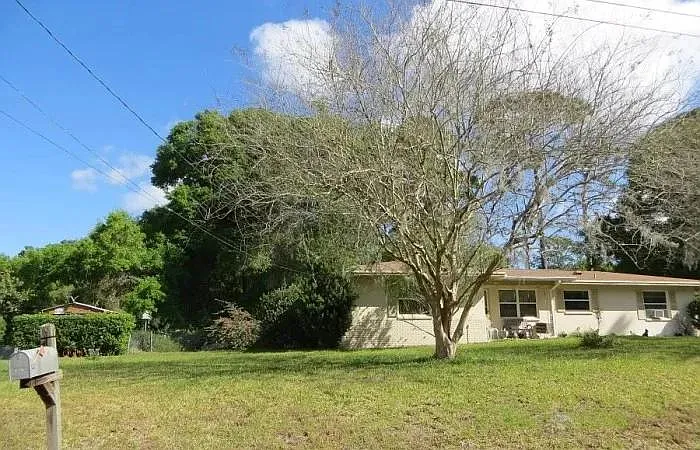 308 Violet Ln — Photo 6