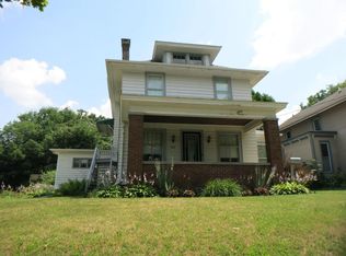 327 N Hartwell Ave, Waukesha, WI 53186