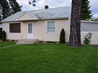 191 10th St, Priest River, ID 83856