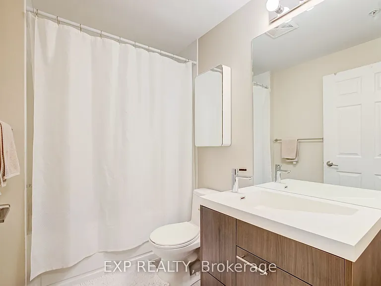 199 Richmond St W #303 — Photo 29