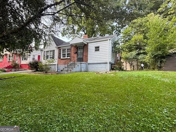 666 Campbell Cir, Hapeville, GA 30354