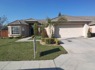 5472 W Calimyrna Ave, Fresno, CA 93722