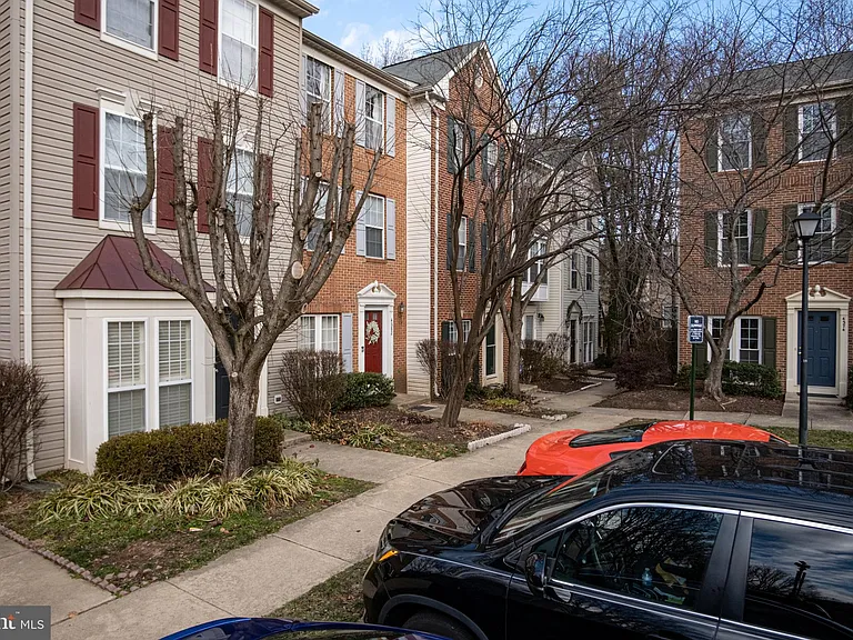 4384 Sutler Hill Sq — Photo 39