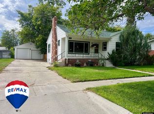 526 N 3rd St E, Riverton, WY 82501