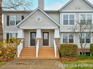 1062 Cobblestone Rd, Holland, MI 49423