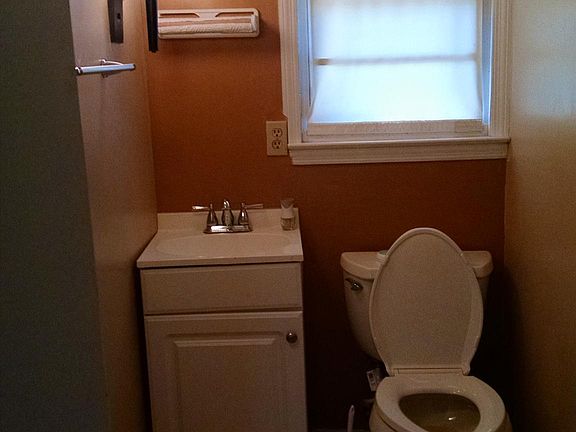 5th image of 3620 Rocky Dr