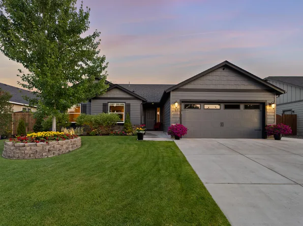768 NE Redwood Ct, Redmond, OR 97756