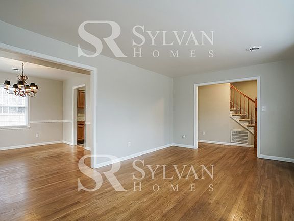 5th image of 55 Crutchfield Dr