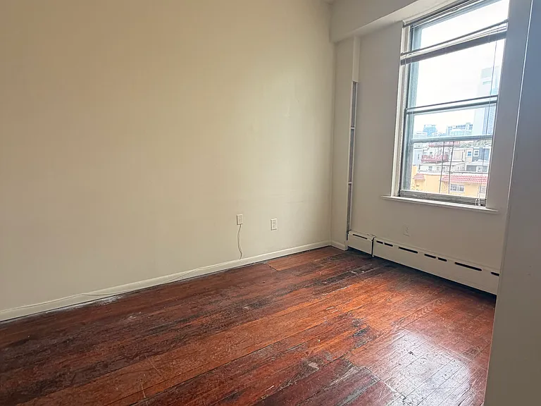 2015 Green St #2F — Photo 3