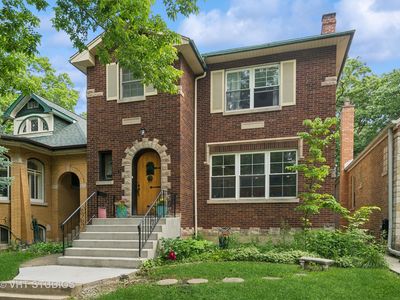 5721 N Virginia Ave, Chicago, IL, 60659