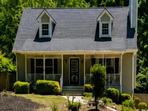 3950 Rocmar Dr, Snellville, GA 30039