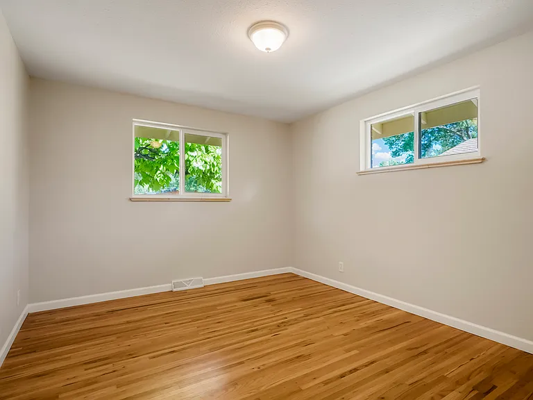 6023 Holland St — Photo 20