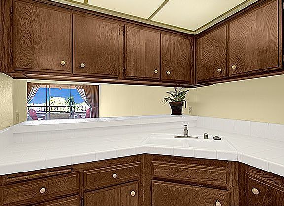 4th image of 4505 California Ave Unit 404