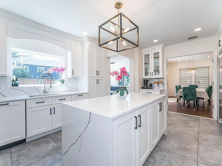 266 Rockaway Tpke — Photo 9