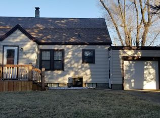 6558 Parker St, Omaha, NE 68104