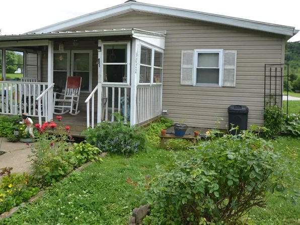 3020 Eagle Dr, Ripley, OH 45167