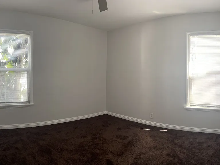 5343 E The Toledo — Photo 10