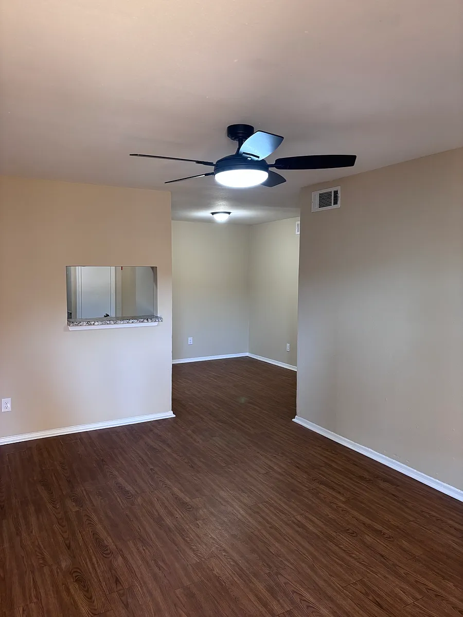 Building Photo - Lakewood Townhomes