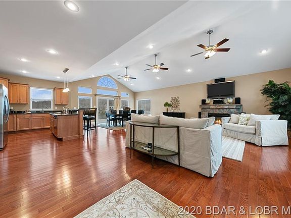 5th image of 45 Lakeland Ln