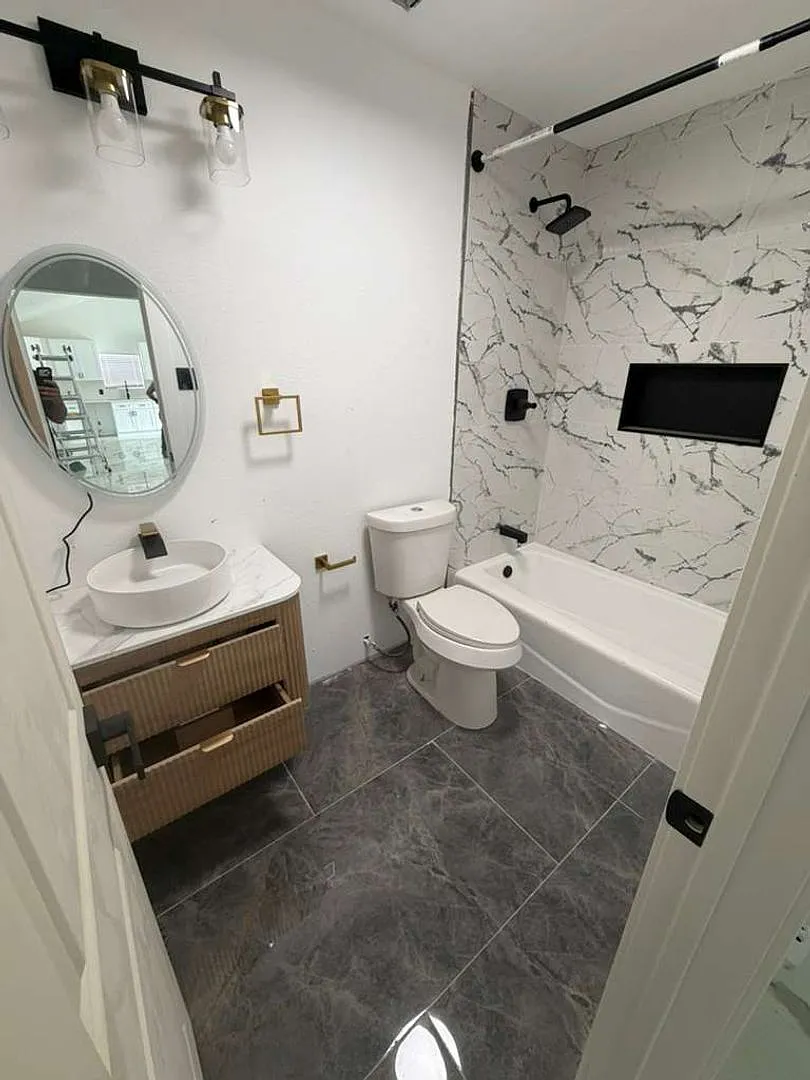 Beautiful Home In Beaumont Tx. Move In Ready!. — Photo 4