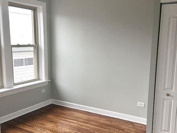 3rd image of 5114 N Kimball Ave #1B