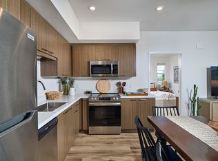 Dezi, San Diego, CA 92123