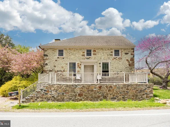 734 N Chester Rd, West Chester, PA 19380