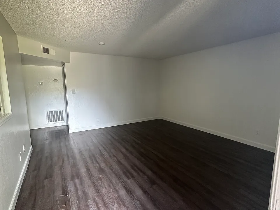 4470 E Sierra Madre Ave #105