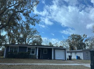 4521 Tarpon Dr, Tampa, FL 33617