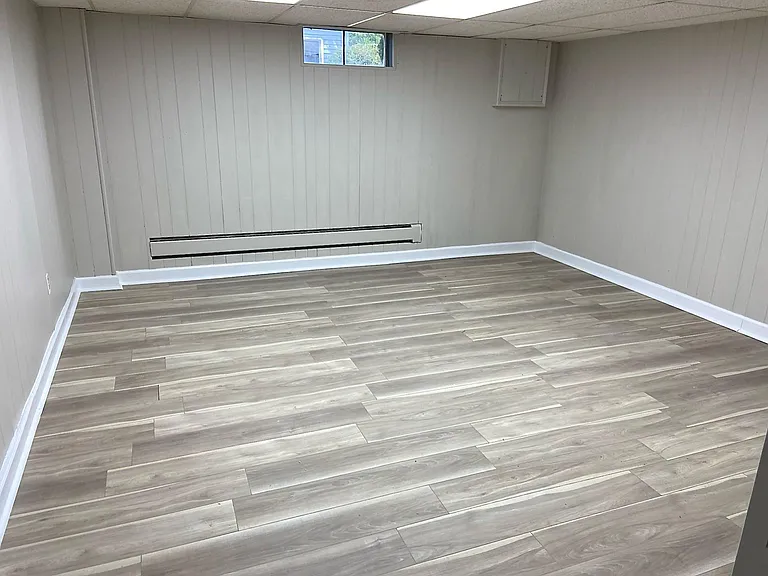 890 Damon Dr — Photo 17