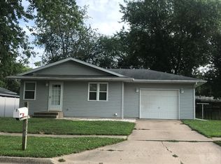 3032 Avenue E, Fort Madison, IA 52627