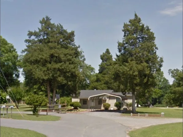 521 Country Trail Ln, Star City, AR 71667