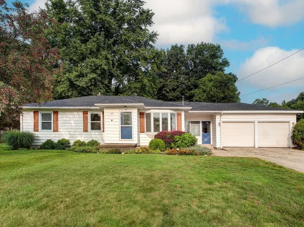 185 Cummings Ave NW, Grand Rapids, MI 49534