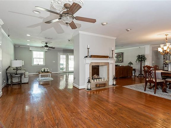 5th image of 2650 Jennifer Hope Blvd