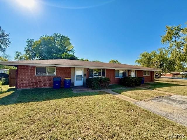 1st image of 11216 Liana Ln