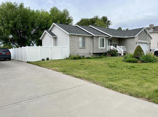 1461 W 3895 S #B, Salt Lake City, UT 84123