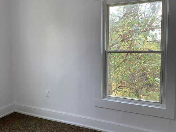 4th image of 1115 Yale Ave #2