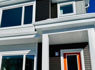 690 Orchards Blvd SW, Edmonton, AB T6X3C2