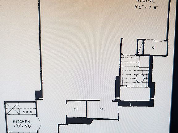 2nd image of 155 E 34th St APT 4V