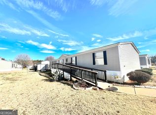 1072 Cody Dr, Hampton, GA 30228