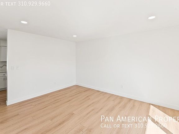 3rd image of 2060 N Lincoln St #64