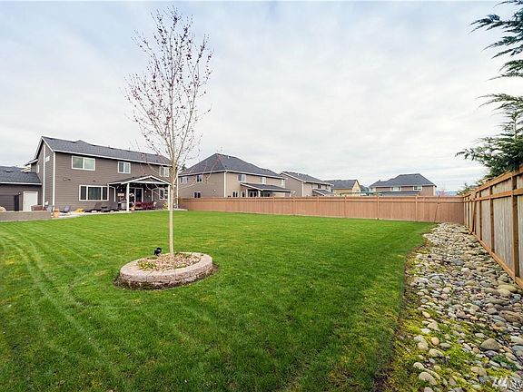5th image of 7905 227th Avenue Ct E