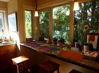 4133 25th Ave SW #1, Seattle, WA 98106