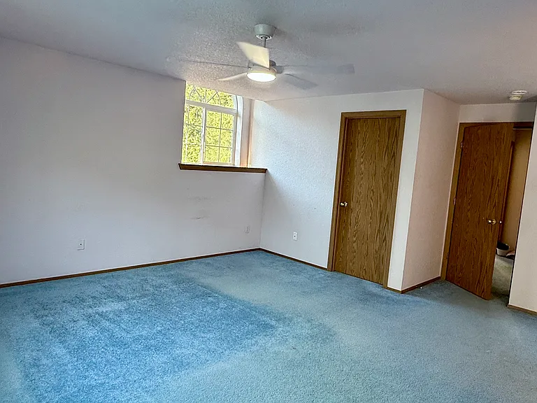 Master's bedroom inside