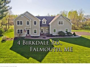 4 Birkdale Rd, Falmouth, ME 04105