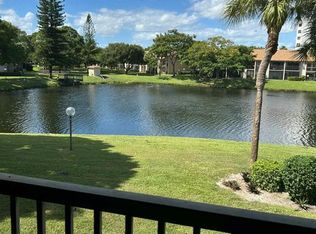 2051 SW 15th St APT 210, Deerfield Beach, FL 33442
