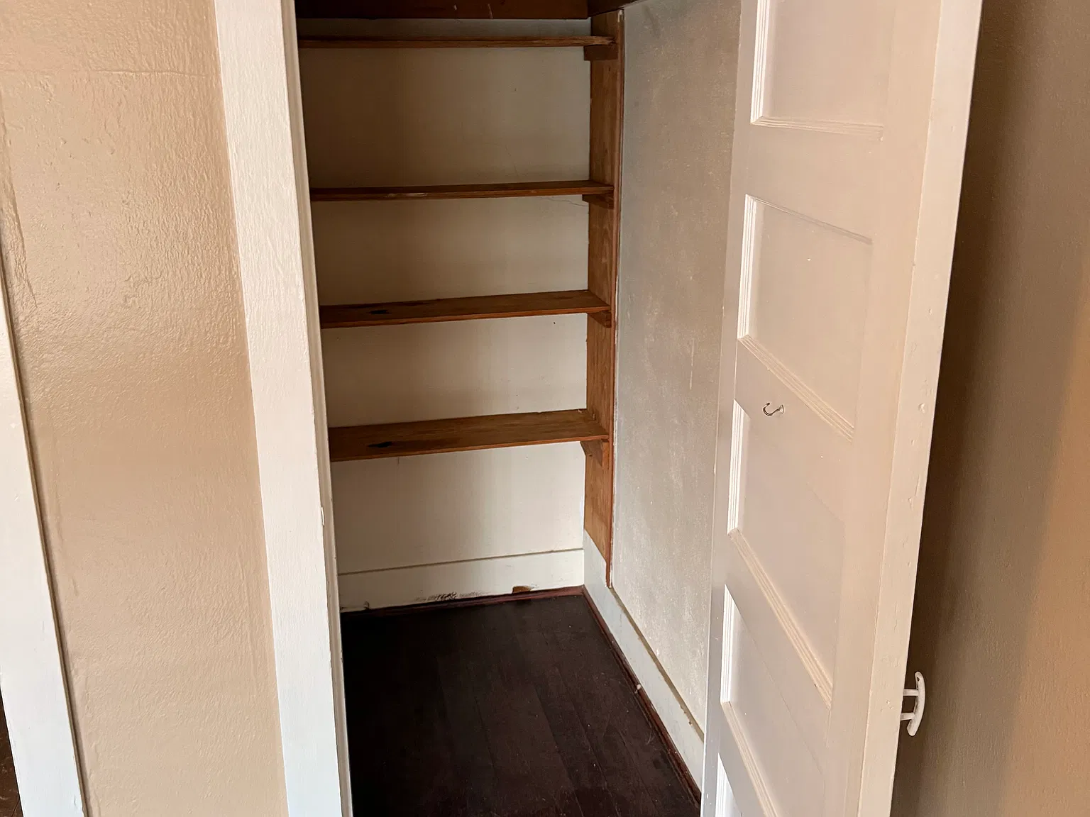 1 bed, 600 sqft, $1,100 — Photo 4