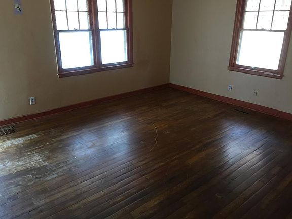 2nd image of 4327 Logan Ave N